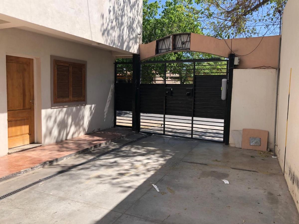 Excelente Duplex En Consorcio Privado C/ Cochera San Juan Eksteriør bilde